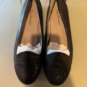 Chinese Laundry Flats